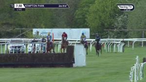 Video preview image for Kempton Park 19:50 - Nfrc Superior Roofing Experts Open Hunters' Chase (5)