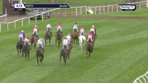 Video preview image for Perth 16:15 - Pentland Land Rover Perth Highland National Handicap Chase (3)