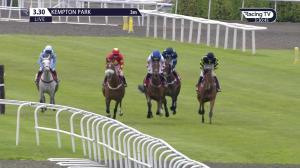 Video preview image for Kempton Park 15:30 - Get Switched On With Matchbook Handicap Chase (3)