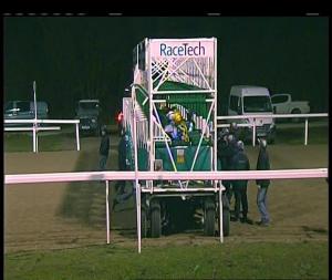 Video preview image for Chelmsford City 18:45 - Irish Lotto At totesport.com Handicap (2)