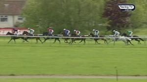 Video preview image for Ayr 15:00 - Join Racing TV Now Handicap Chase (3)