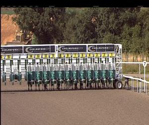 Video preview image for Chelmsford City 17:25 - Racing Welfare Staff Week Handicap (4)