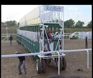 Video preview image for Chelmsford City 18:10 - Bet Placepot At totesport.com Novice Stakes (5)