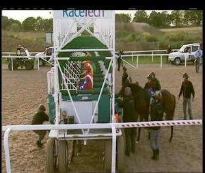 Video preview image for Chelmsford City 17:45 - Bet Toteplacepot At betfred.com Novice Auction Stakes (4)