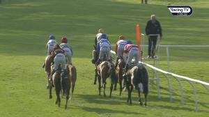 Video preview image for Perth 19:05 - Dunkeld House Hotel Mares' Handicap Hurdle (Qualifier) (4)
