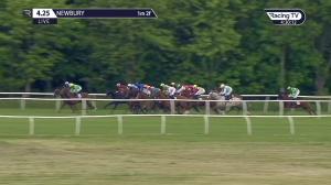 Video preview image for Newbury 16:25 - Rossdales Lambourn Veterinary Surgeons British EBF Maiden Stakes (4)
