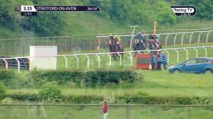 Video preview image for Stratford-on-Avon 15:35 - Riverside Bar and Restaurant Mares' Novices' Selling Hurdle (5)