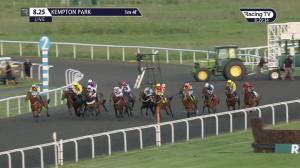 Video preview image for Kempton Park 20:25 - Making Waves With Gulf Handicap (6)