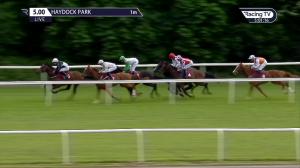 Video preview image for Haydock Park 17:00 - Every Race Live On Racing TV Handicap (4)
