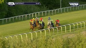 Video preview image for Pontefract 20:30 - Napoleons Casino Bradford Fillies' Handicap (5)