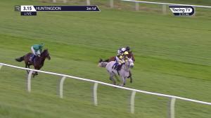 Video preview image for Huntingdon 15:15 - Boongate Kia Sportage Handicap Chase (4)