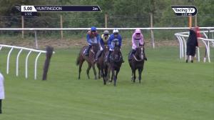 Video preview image for Huntingdon 17:00 - Boongate Kia Sorento Standard Open National Hunt Flat (5)