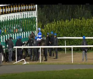 Video preview image for Dundalk 20:55 - Crowne Plaza Race & Stay Handicap (45-75)