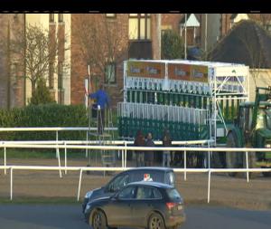 Video preview image for Dundalk 20:00 - Crowne Plaza Race & Stay Apprentice Handicap