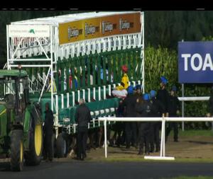 Video preview image for Dundalk 20:50 - Bar One Racing Telebetting 1800 624 524 Maiden 