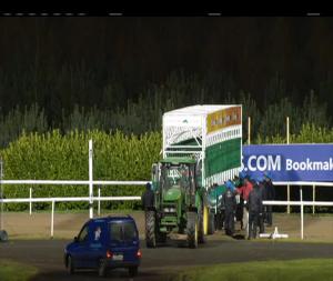 Video preview image for Dundalk 18:00 - Dundalk Stadium - Light Up Your Night Apprentice Handicap (Div 1)