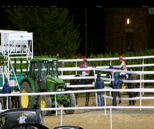 Video preview image for Dundalk 18:00 - Crowne Plaza Race & Stay Apprentice Rated 