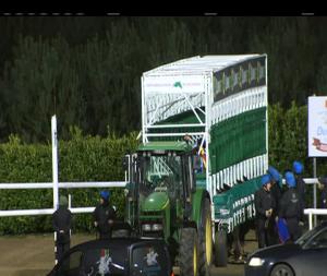 Video preview image for Dundalk 18:30 - Christmas Party Packages At Dundalk Stadium Nursery Handicap