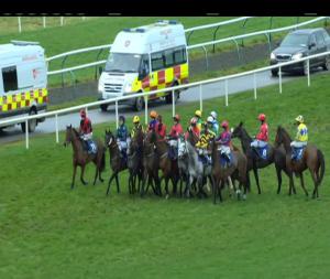 Video preview image for Limerick 15:20 - Iwp Home Improvement Centre Handicap Hurdle 