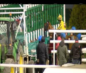 Video preview image for Dundalk 18:00 - Elusive Pimpernel Fillies Maiden (Plus 10)