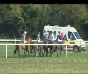 Video preview image for Thurles 14:25 - Irish Stallion Farms E.B.F. Mares Novice Chase