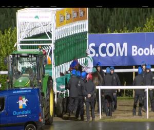 Video preview image for Dundalk 20:30 - Horseware Ireland Handicap (Div 2)