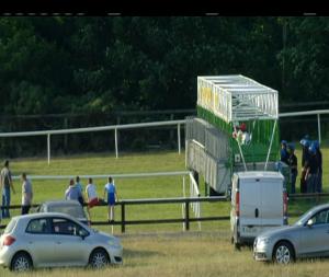 Video preview image for Bellewstown 19:00 - Drogheda Traders Plate (Q.R.) Handicap