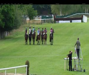 Video preview image for Killarney 21:00 - Bunkers Bar & Restaurant Killorglin Novice Chase