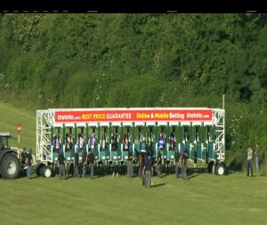 Video preview image for Naas 19:30 - Hermitage Green Live After Racing Handicap