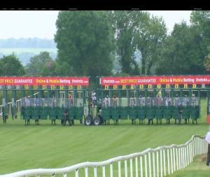 Video preview image for Navan 13:50 - Cross Guns Gastro Pub Handicap