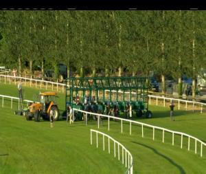 Video preview image for Tipperary 20:30 - Follow @tipperaryraces On Twitter Rated