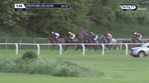 Video preview image for Stratford-on-Avon 21:00 - Download The Low 6 App Maiden Open National Hunt Flat (5)
