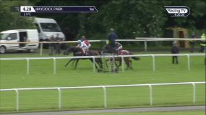 Video preview image for Haydock Park 16:20 - racingtv.com Handicap (3)