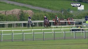 Video preview image for Aintree 21:05 - Rewards4racing Novices' Hurdle (4)