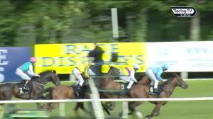 Video preview image for Gowran Park 17:30 - Follow @betvictorracing On Twitter