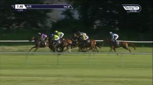 Video preview image for Ayr 19:40 - Whyte & MacKay Handicap (4)