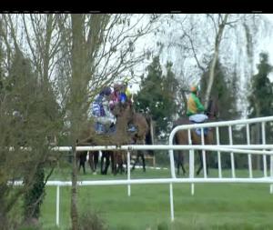 Video preview image for Clonmel 17:15 - Clonmel Flat Race