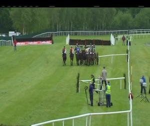 Video preview image for Killarney 18:10 - Killarney Racecourse Handicap Hurdle