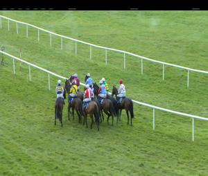 Video preview image for Clonmel 14:35 - Ardfinnan Maiden Hurdle 