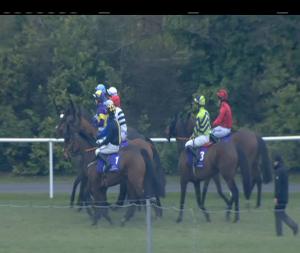 Video preview image for Leopardstown 16:35 - Leopardstown Membership Beginners Chase 