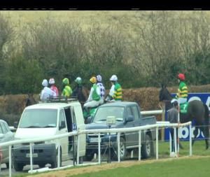 Video preview image for Navan 16:40 - toals.com Bookmakers Daily Online Specials Handicap Chase