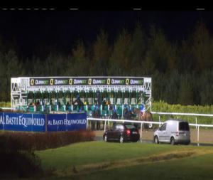Video preview image for Dundalk 20:30 - Dundalk - Light Up Your Night Handicap 