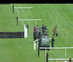 Video preview image for Navan 13:35 - Lismullen Hurdle (Grade 2)