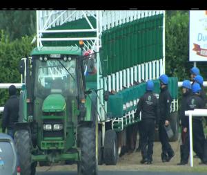 Video preview image for Dundalk 15:50 - Christmas Party Nights At Dundalk Stadium Apprentice Handicap 