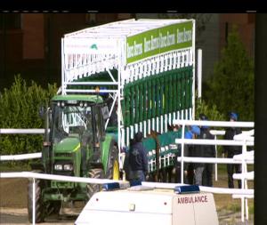 Video preview image for Dundalk 20:30 - Mourne Windows & Doors Apprentice Handicap