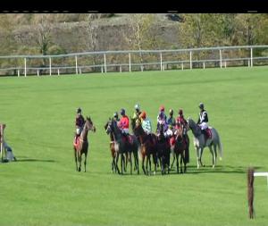 Video preview image for Punchestown 14:05 - Punchestown Members Club Maiden Hurdle 