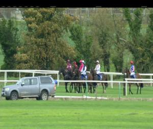 Video preview image for Tipperary 15:45 - www.tipperaryraces.ie Beginners Chase