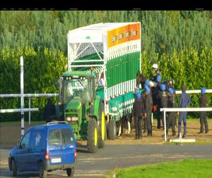 Video preview image for Dundalk 18:00 - Irish Stallion Farms European Breeders Fund Fillies Maiden (Div 1)