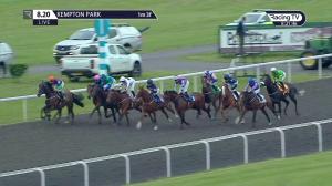 Video preview image for Kempton Park 20:20 - 32Red On The App Store Handicap (Qualifier) (4)
