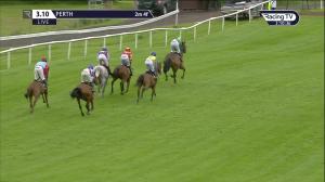 Video preview image for Perth 15:10 - Watch RacingTV Now Handicap Chase (4)